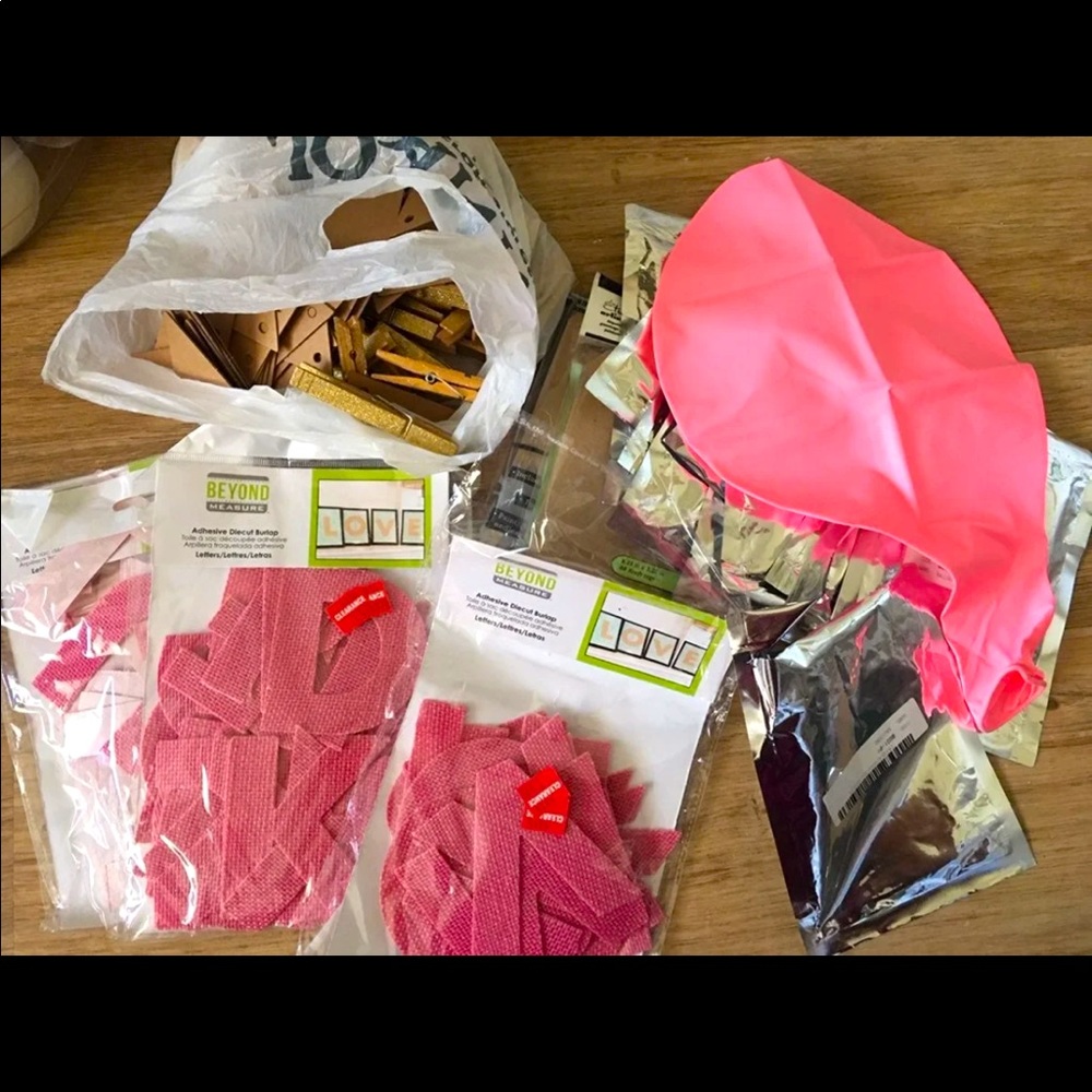 Party supply bundle,Lg Balloons etc